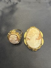 Kamee-Goldring und eine Brosche/Aufhänger  333er Gelbgold/Geschenke/Weihnachten 