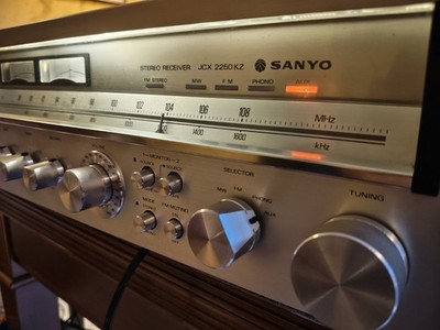 Sanyo JCX-2250 RaRe 70er Vintage Stereo Receiver für Ersatzteile 