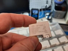 10Pcs Hongfa Relays HF105-1 / 012D / 1HS(257) 12VDC coil 30A 240VAC 4-pin SPST