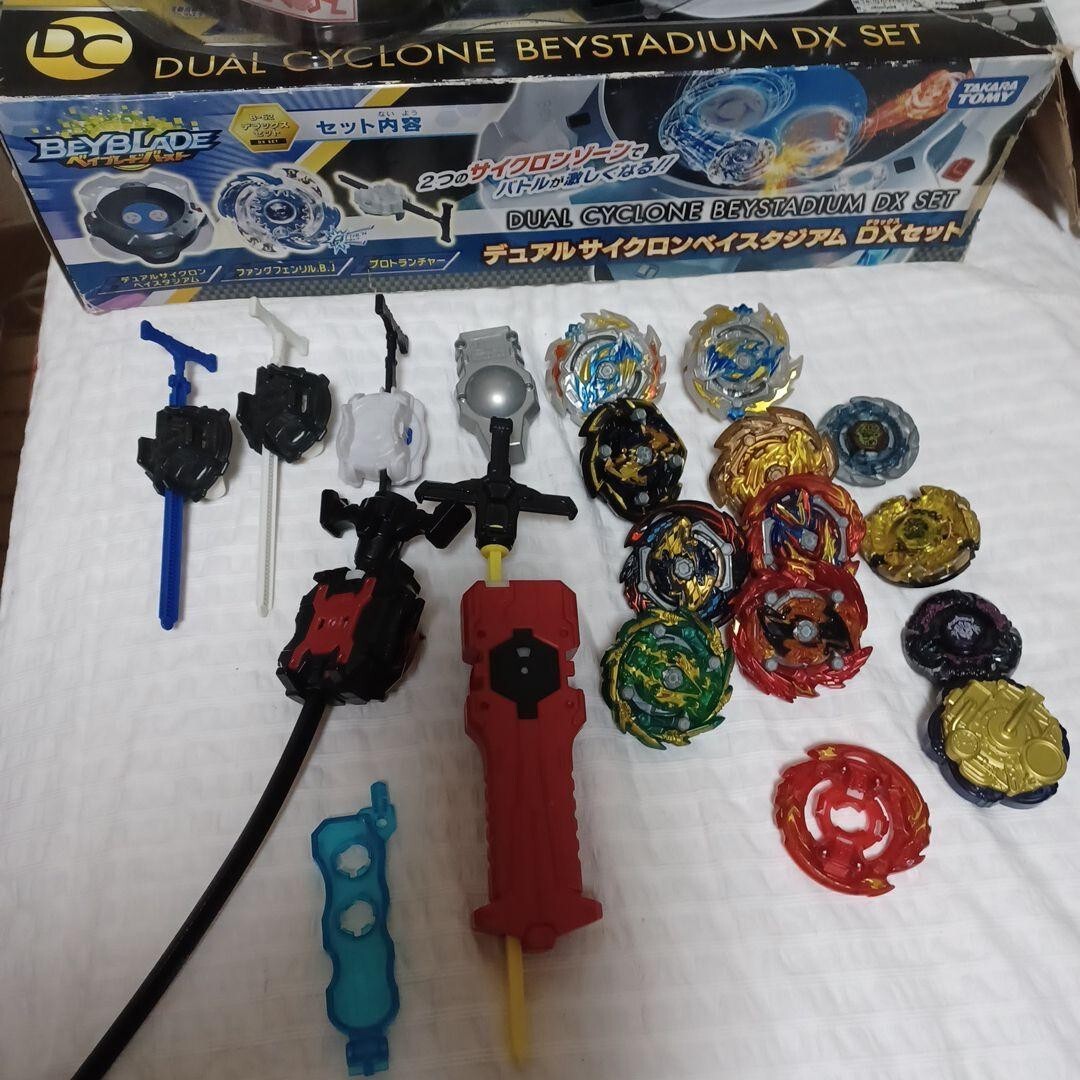 TAKARA TOMY Beyblade Burst B-62 DUAL CYCLONE STADIUM DX SET Used w
