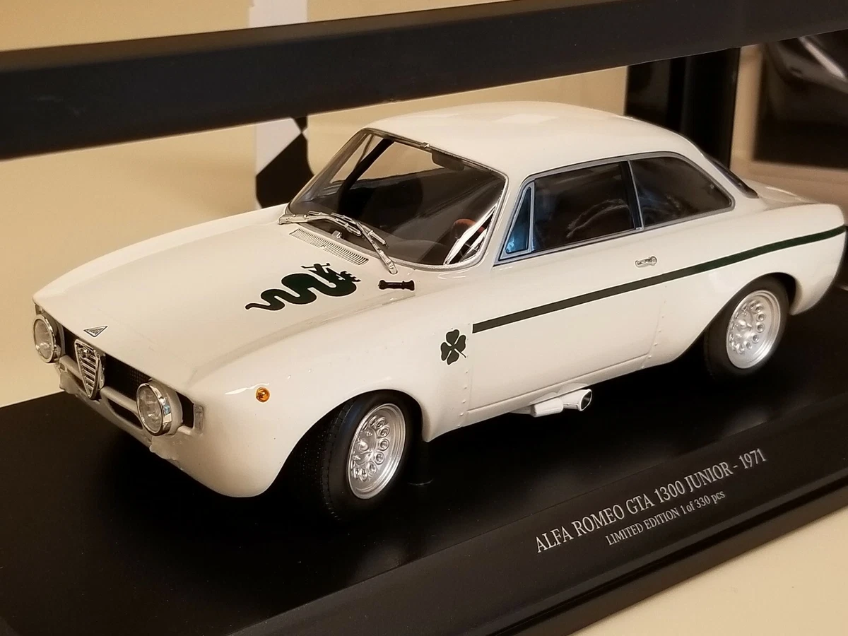 ミニチャンプス1/18 アルファ ロメオ GTA 1300 ジュニア 1971