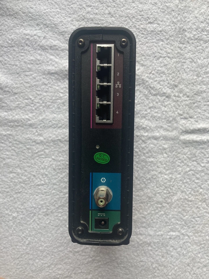 Motorola SBG6580 SURFboard (eXtreme 3.0) Wireless Cable Modem, handles 300 mbs - Image 4 of 4