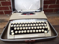 Smith Corona Sears Tower Commander Typewriter/Carrying Case, working  thumbnail