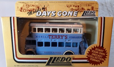 LLEDO - DAYS GONE - DG15020a 1932 AEC REGENT BUS - TERRY'S GYMNASIUM - MIB