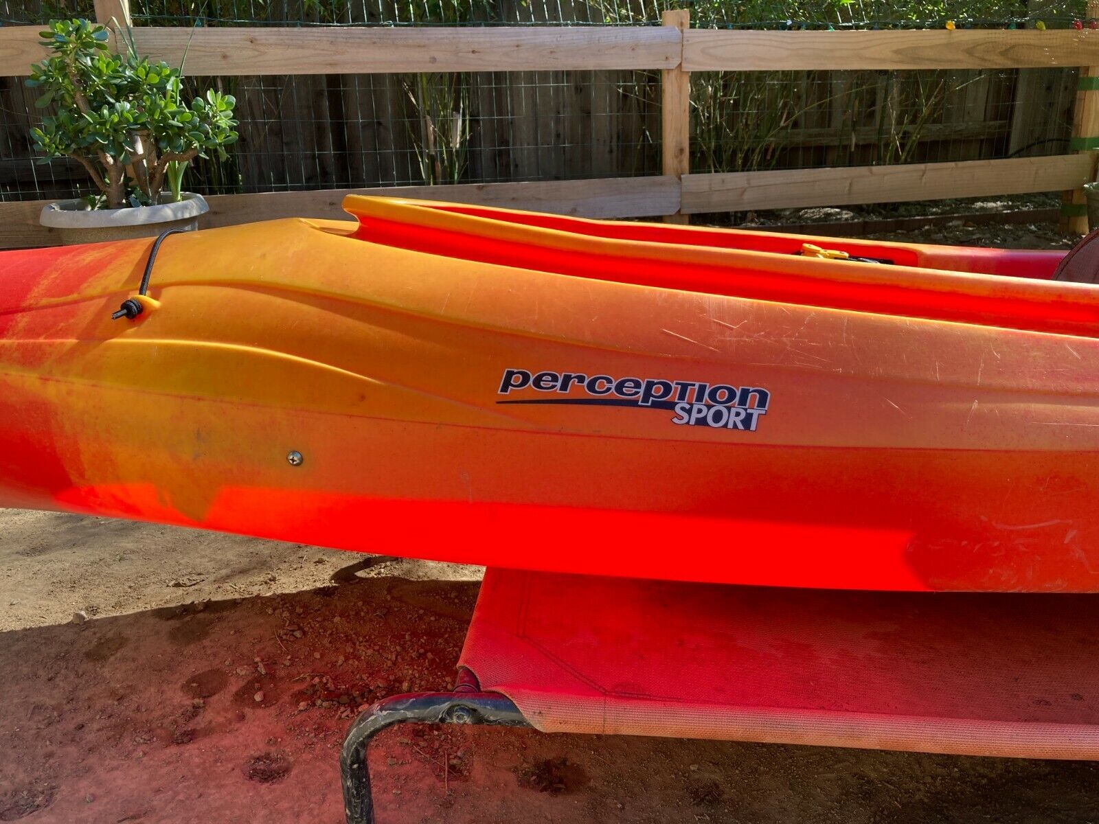 Sundance Perception Kayak 9.5 ft