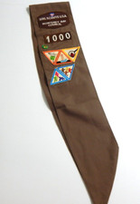 Vintage 1980's Girl Scouts Sash Brownies Patches Monterey Bay California EUC