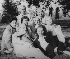 1940s Soldiers Women Picnic Group Outdoor Gathering Happy Reunion