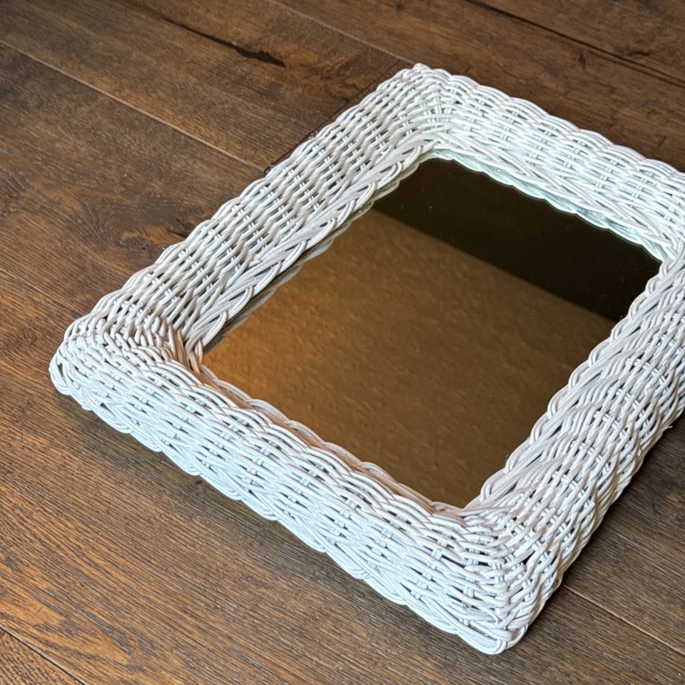 Espejo de mimbre vintage de 16" x 12" Boho Cottage Shabby Chic rectangular Foto 4 de 4