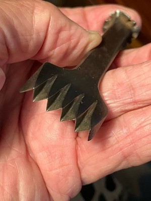 Vintage OLD 1 Inch Zig-Zag Scallop Wave Edge IRON Leather Decorating PUNCH TOOL