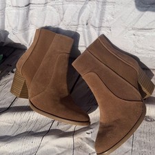 Universal Thread Brown Faux Suede Block Heel ...