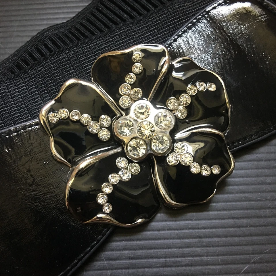 Cinturón elástico negro cintura elástica cincha con estrás esmalte flor hebilla 41"L Foto 2 de 4