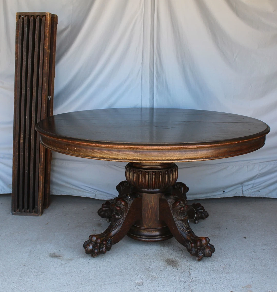 Antique Round Quarter Sawn Oak Dining Table Carved Lion and claw