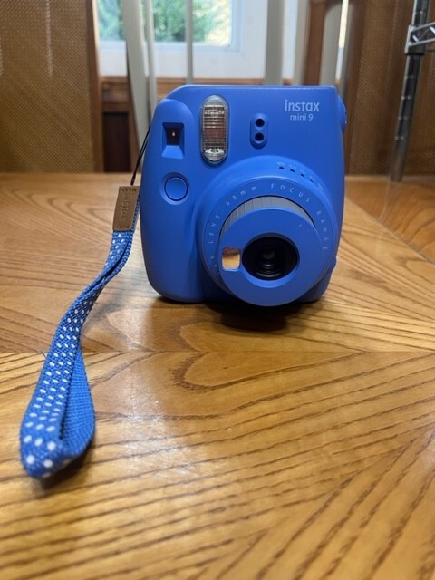 FUJIFILM INSTAX MINI 8 INSTAX LENS CAMERA- BLUE CAMERA ONLY