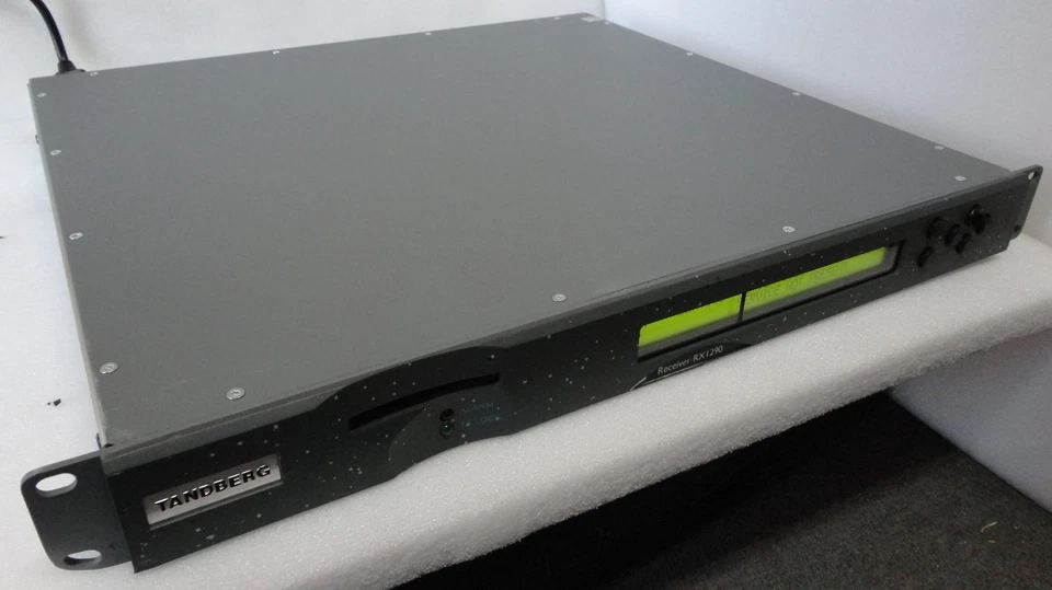 Ericsson Tandberg RX1290 DVB-S/S2/ASI HD/SD MPEG-2/4 RECEIVER DECODER ALLLicense - Image 2 of 4