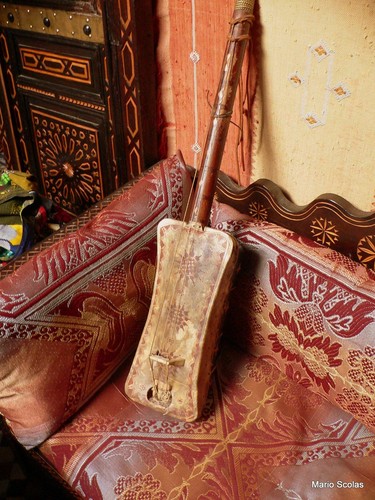 Promozione Piccoli Strumenti Marocchini Gnawa, Gnawa, musica soul basso Guembri - Foto 6 di 7