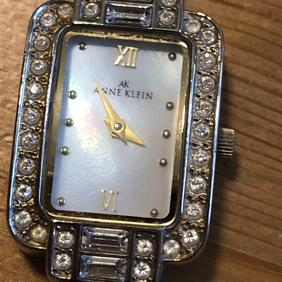Vintage Anne Klein Women display picture 3