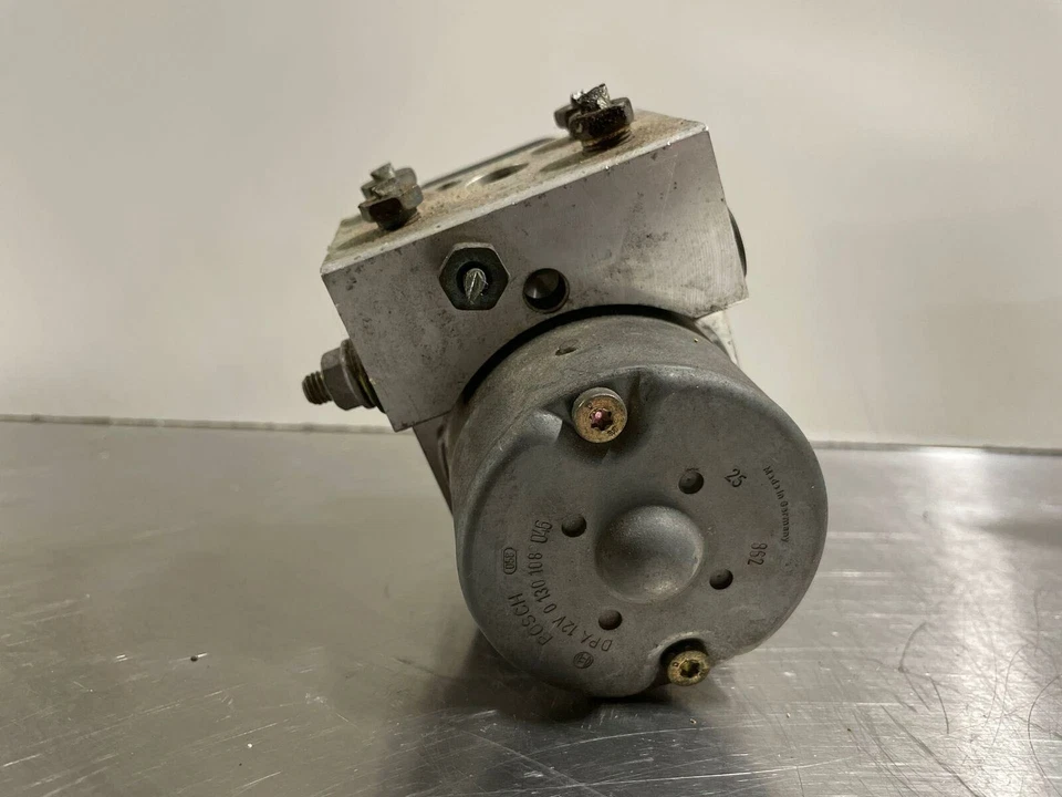 MONTAJE BOMBA FRENO ANTIBLOQUEO CHEVY CAMARO 1998 Foto 4 de 4