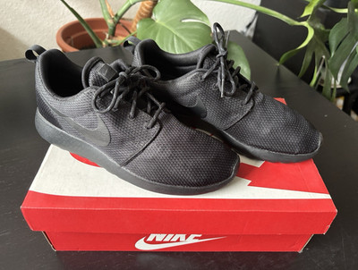 Nike Roshe One Damen Sneaker Schwarz Mesh atmungsaktiv EU 38,5 US 7,5