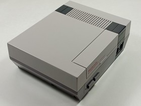 CONSOLE NINTENDO ENTERTAIMENT SYSTEM (NES) DELUXE SET PAL-FRA (COMPLETE - BOX DA