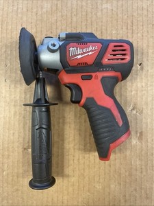 (A3026) Milwaukee 12V 2438-20 Cordless Variable Speed Polisher/Sander TOOL ONLY