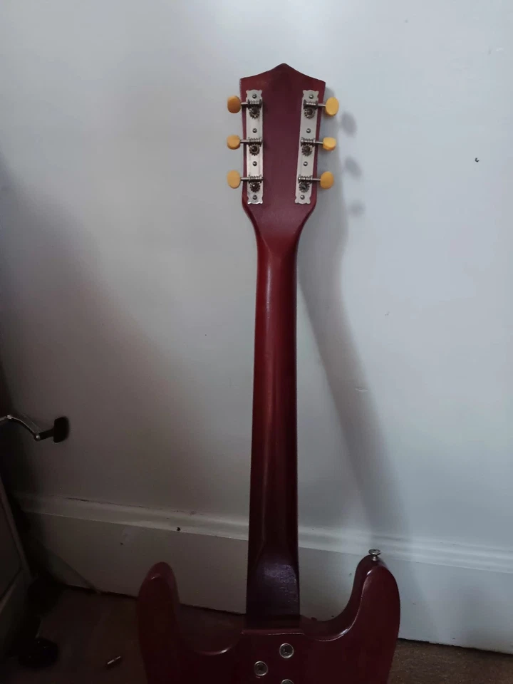 Винтажная электрогитара Silvertone 60-е - Изображение 4 из 4
