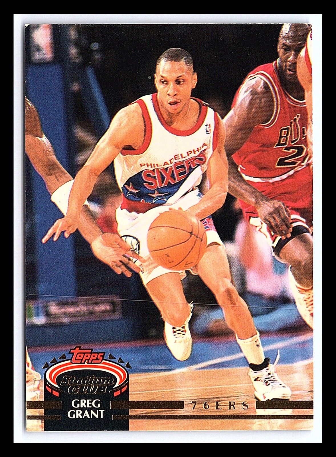 1992-93 Stadium Club #225 - Greg Grant (Michael Jordan in Background) 76ers
