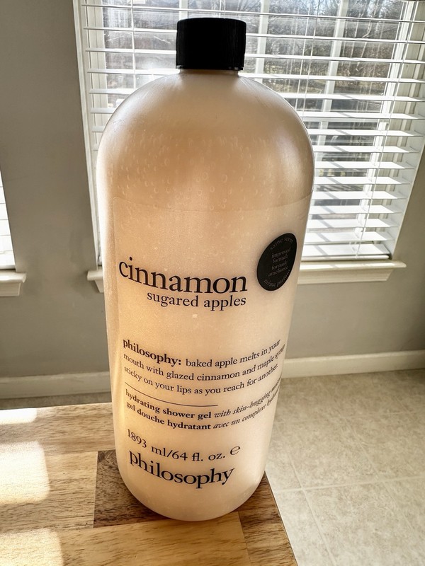 Philosophy Cinnamon Sugared Apples Shampoo Shower Gel Bubble Bath 64 oz + Pump