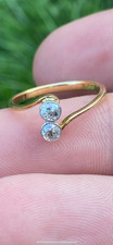 18ct gold Natural Diamond Toi et Moi ring