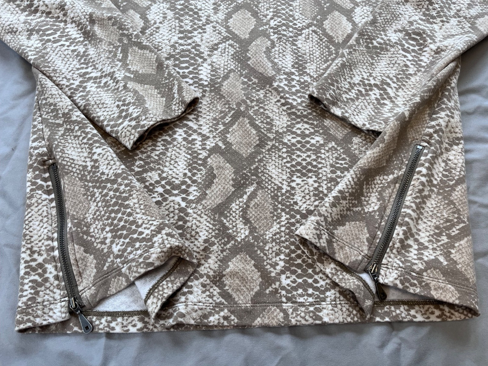 Susan Graver Weekend Mock Neck Python Snake Print… - image 5