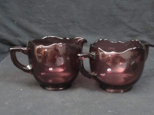 Amethyst Glass Creamer And Open Sugar Bowl Purple Scalloped Set - Picture 5 of 7