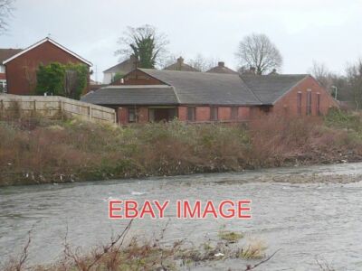 FOTO EBBW BRÜCKE TAUFKIRCHE CARDIFF STRASSE AM UFER DES FLUSSES