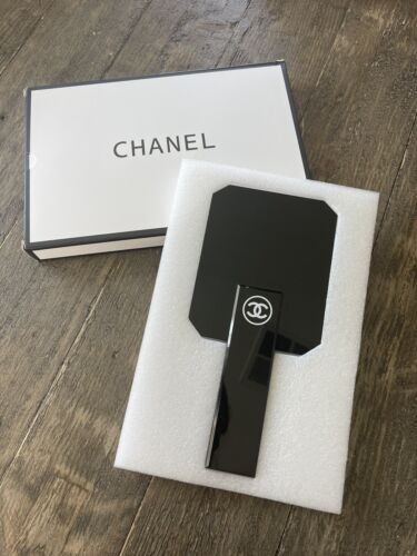 CHANEL Vip gift Beauty Makeup Mirror - Limited Edition - Black  3145891375008 | eBay