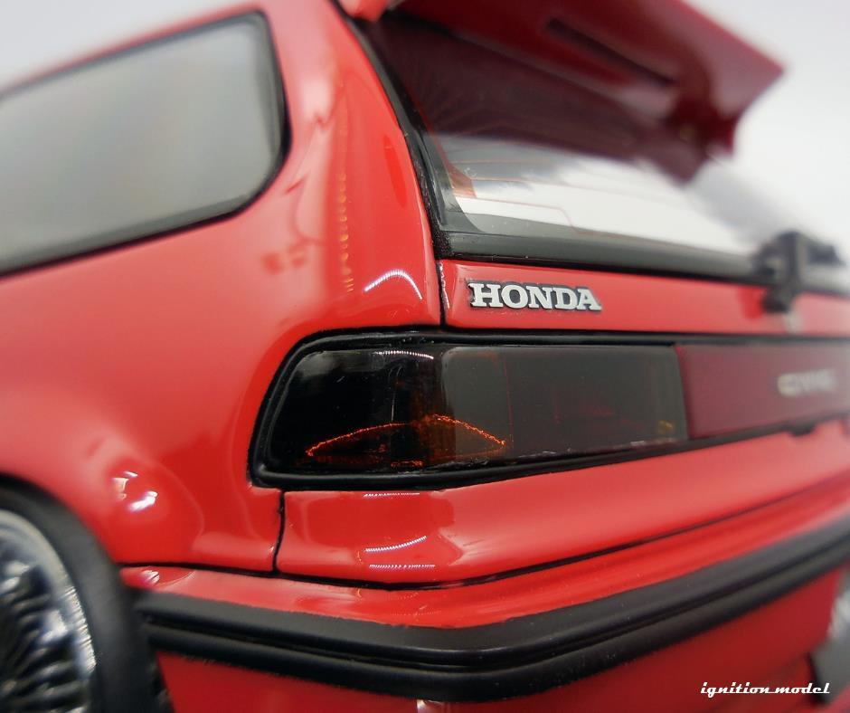 1:18 Honda Civic (EF9) SiR -- Red -- Ignition Model IG3127 1:18 Honda Civic (EF9) SiR -- Red -- Ignition Model IG3127
