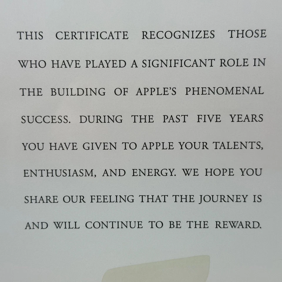 RARE __ 5 YEAR AT APPLE_ANNIVERSARY AWARD _ COPY PRINTED SIGNATURE OF STEVE JOBS - Image 4 of 4