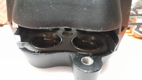 Harley Davidson pinza freno anteriore sinistra originale x disco da 300 mm Dyna - Foto 9 di 9