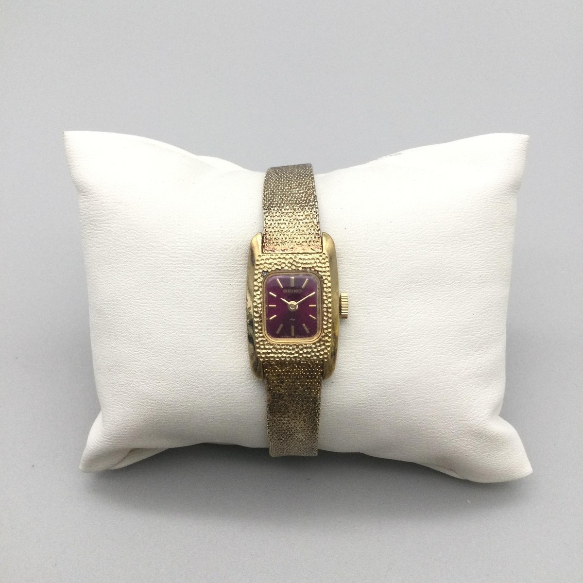 Vintage Seiko Womens Watch 15mm Purple Dial Gold Tone 11-3409