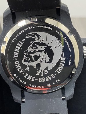 Diesel DZ1819 Armbar 45mm Men