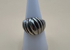 Vintage 925 Sterling Silver Ribbed Dome Ring / Size 7.5