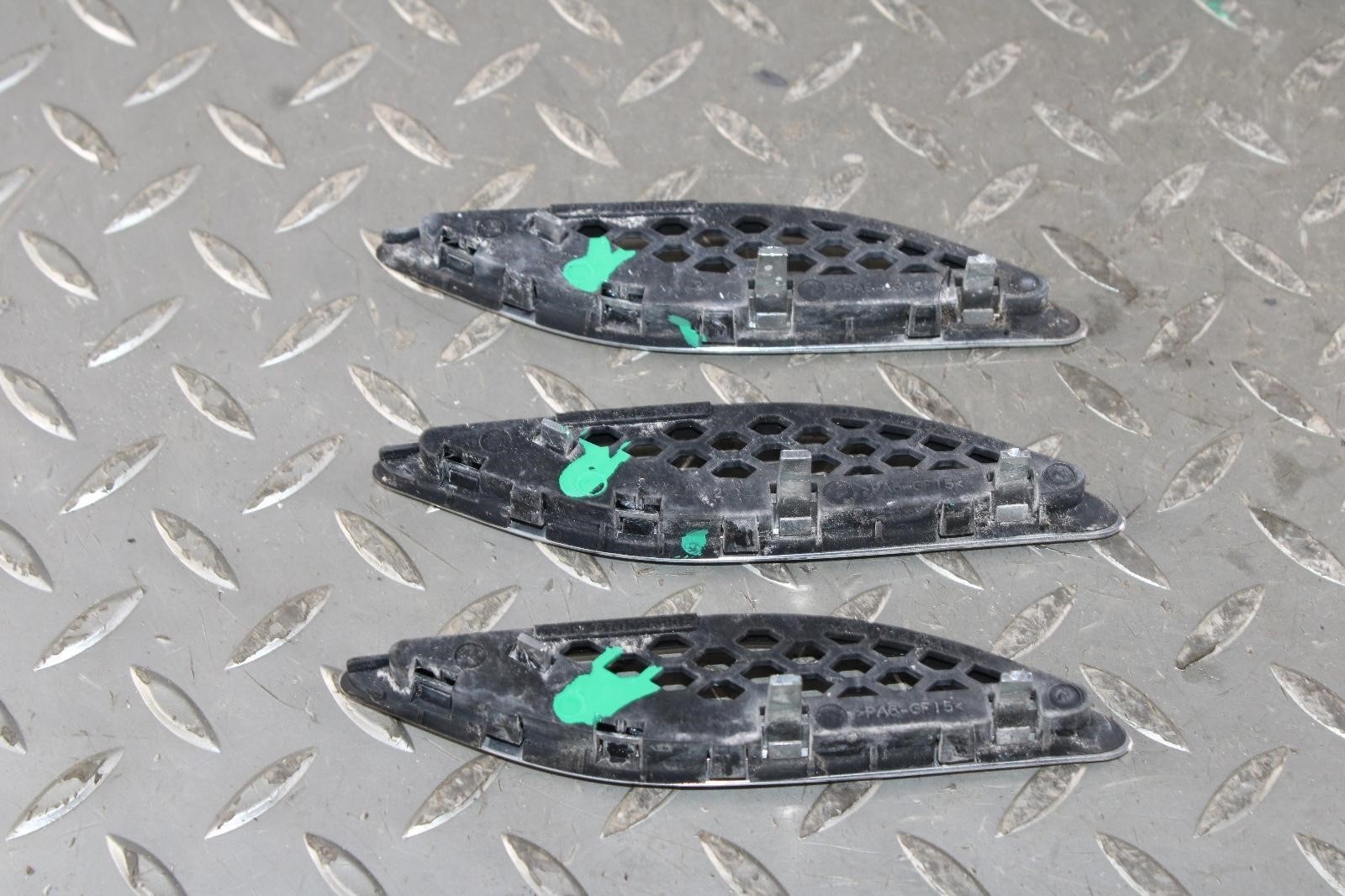 14-17 Ghibli Chrome RH Right Passenger Front Fender Grille Vents OEM Factory 3x