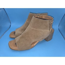 Women's Size 8 BOC Caged Suede Sandal Peep Toe Fringe Open Heel Square Toe Boho