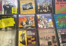 PUNK CD LOT (12 CD?s TOTAL) SOCIAL DISTORTION SUICIDAL TENDECIES 999 NOFX CLASH