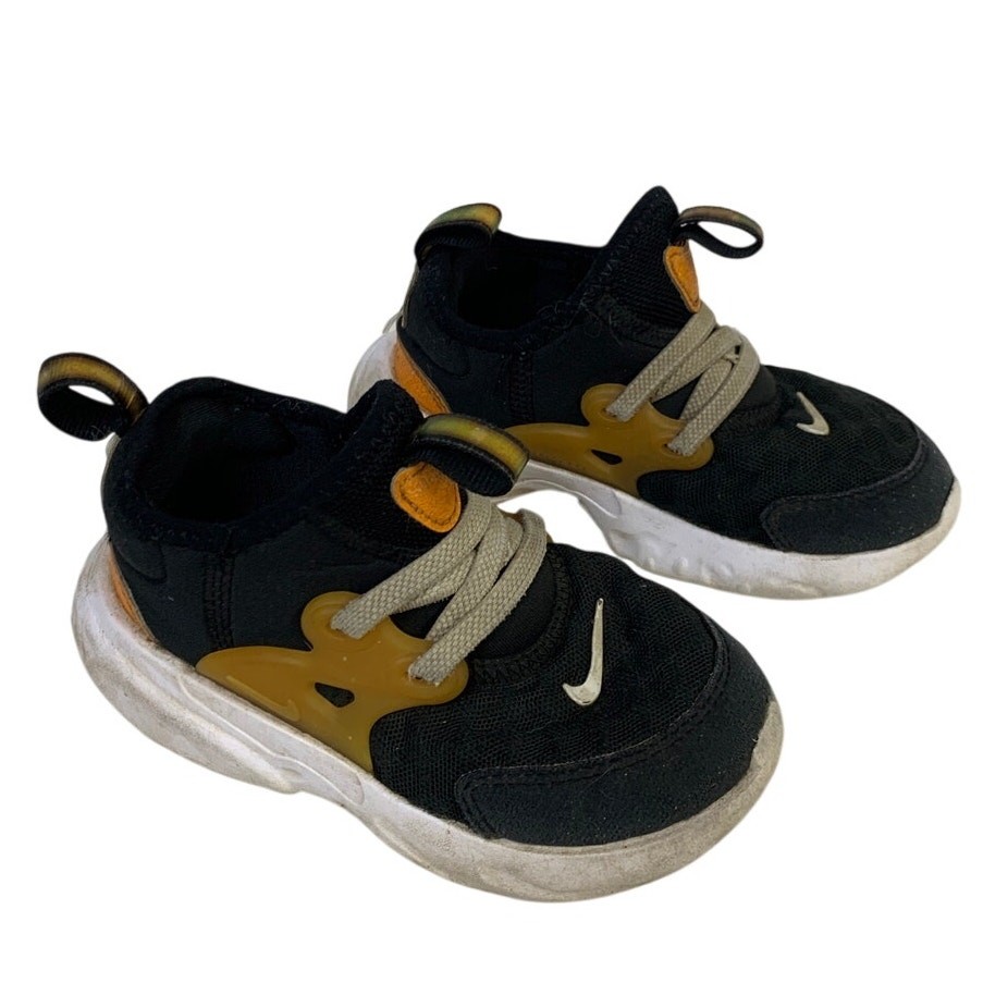Lace Up Round Toe Shoes Euc