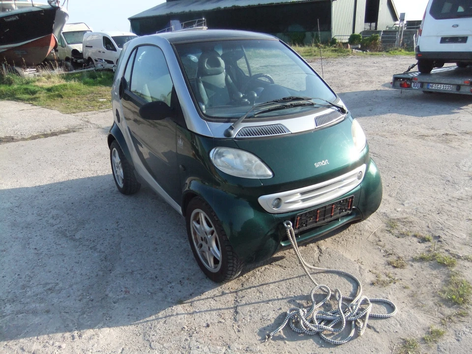 Smart 450 Fortwo City-Coupe 0,6 Edition 54PS Leder Standheizung 140000km Bastler - Bild 4 von 4