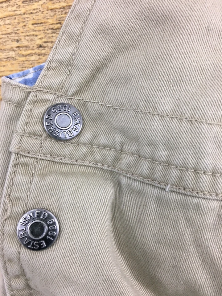 Macacão The Children’s Place masculino tamanho 3T bronzeado bolsos cargo jumper - Imagem 3 de 4