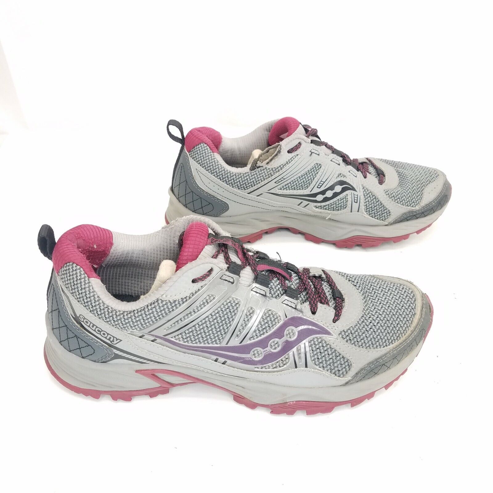 women saucony walking shoes