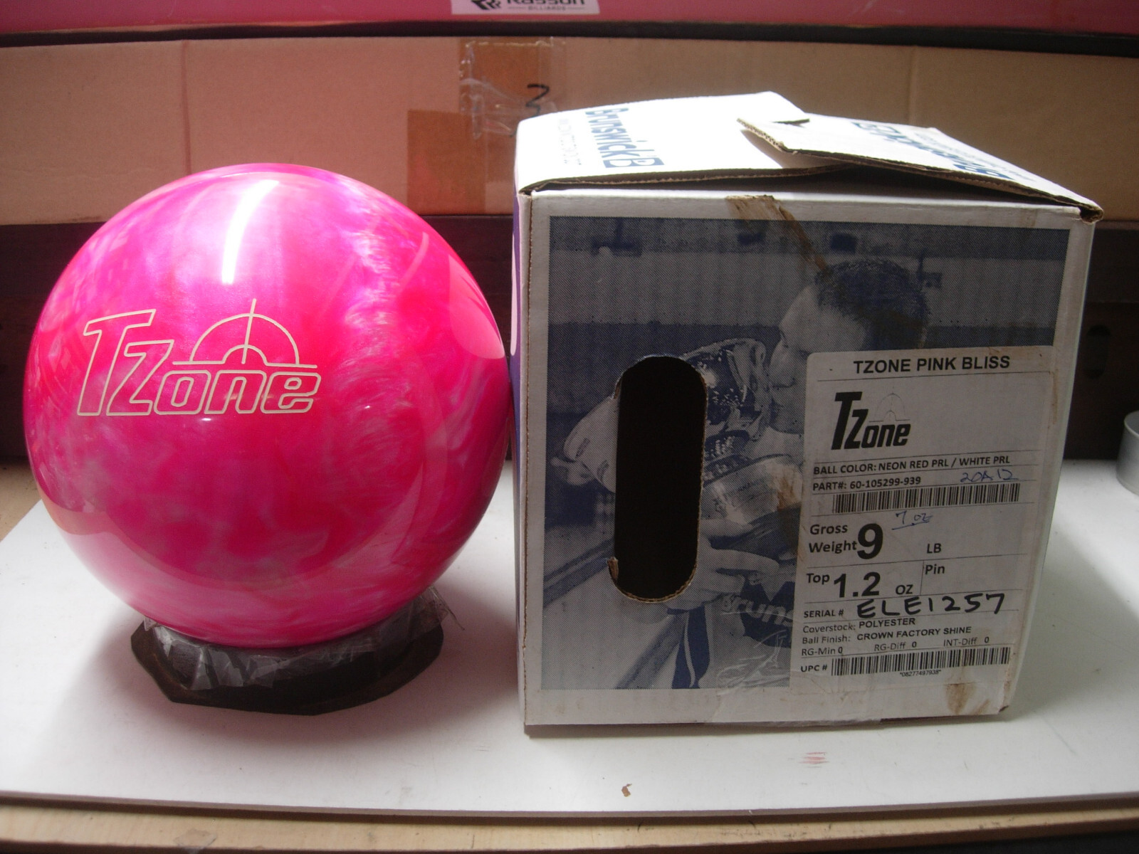 Brunswick Tenacity Brunswick T-Zone Deep Space Bowling Ball - 9lb