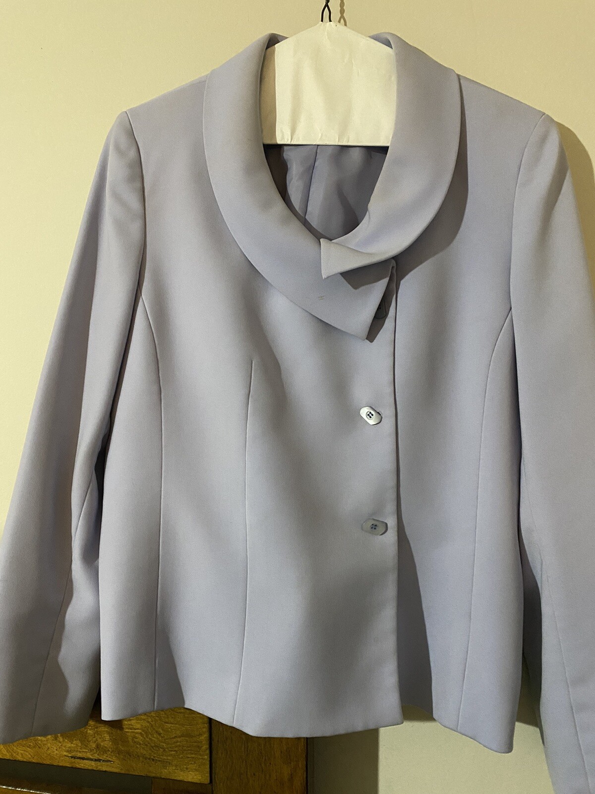 Le Suit vest + skirt Size 14 Sky blue color 2 pieces with collar button