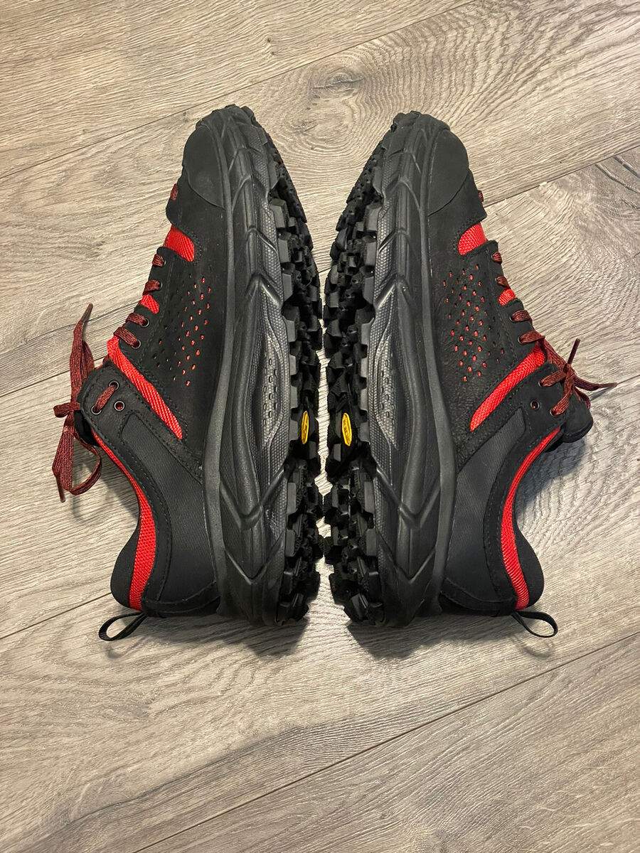 Hoka One One x Engineered Garments EG Japan Toe Ultra Bondi Hoka One One x Engineered Garments EG Japan Toe Ultra Bondi