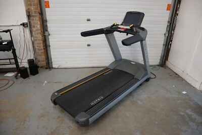 Used Matrix T7xe 2012 FTM501E Non Folding Commercial TreadmillFor Home Gym