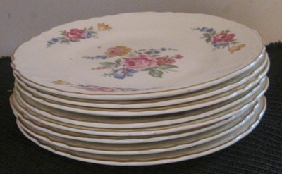 Vintage SCIO Potteries ''Hazel'' 9 1/4  - Gold trim Dinner Plate